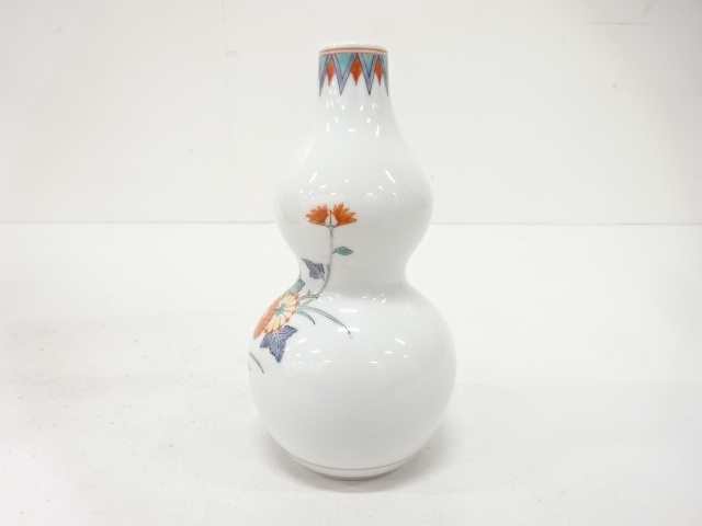  人間国宝　十四代　酒井田柿右衛門造　錦　菊鳥文　一輪生